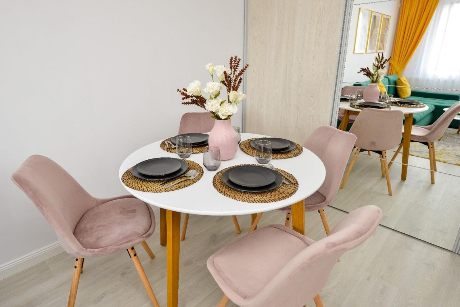 Bucharest Apartment - Private Parking Buitenkant foto